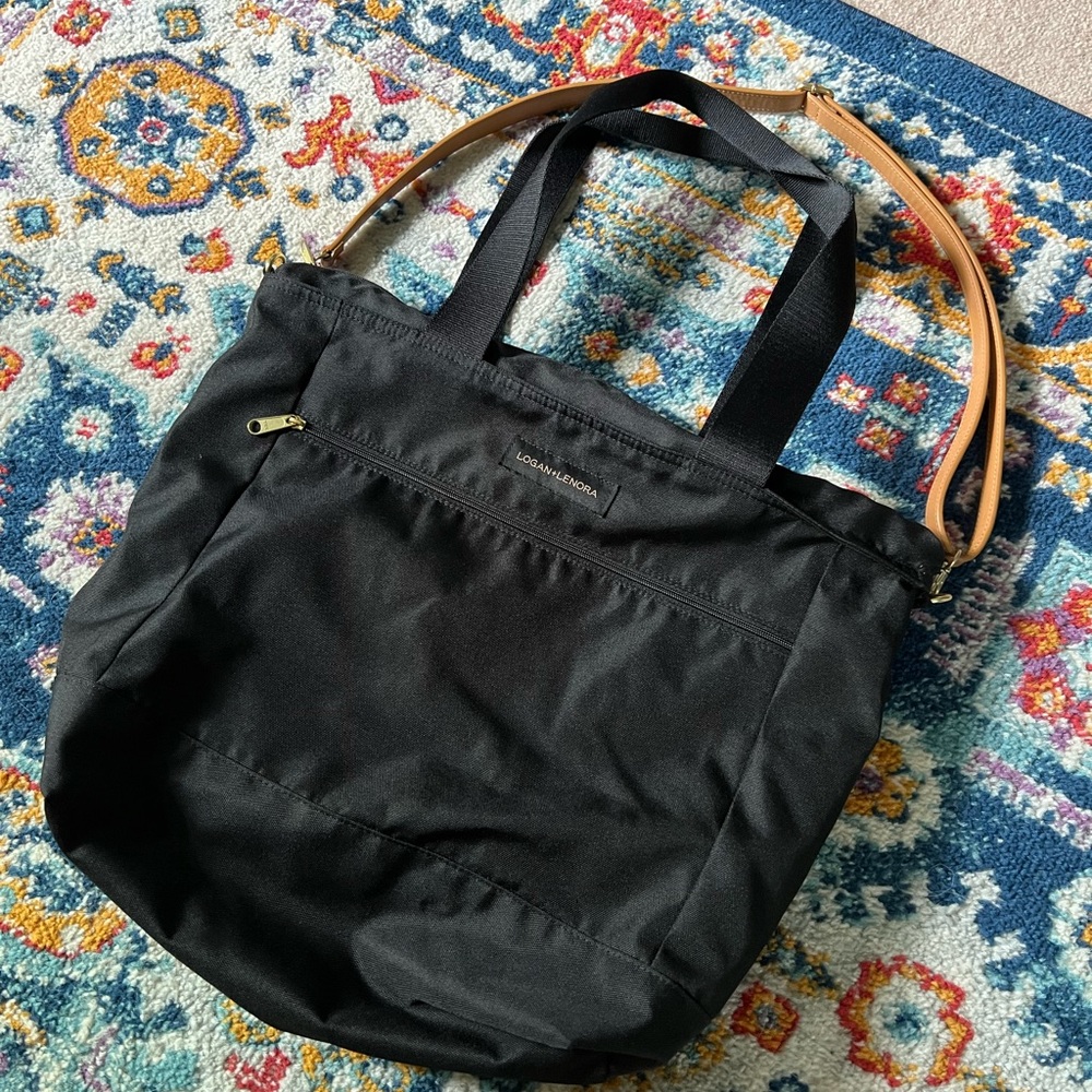 Logan and Lenora Daytripper Bag Black